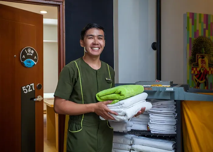 MaxOneHotel Tidar Surabaya